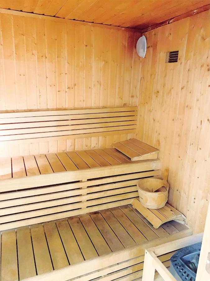 5 Star Serviced Apartment With Beach Access In The Heart Of Dubai Marina Free Welcome Gift Box Upon Arrival Exteriör bild
