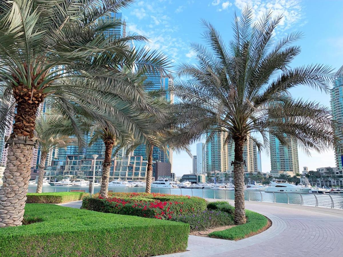 5 Star Serviced Apartment With Beach Access In The Heart Of Dubai Marina Free Welcome Gift Box Upon Arrival Exteriör bild