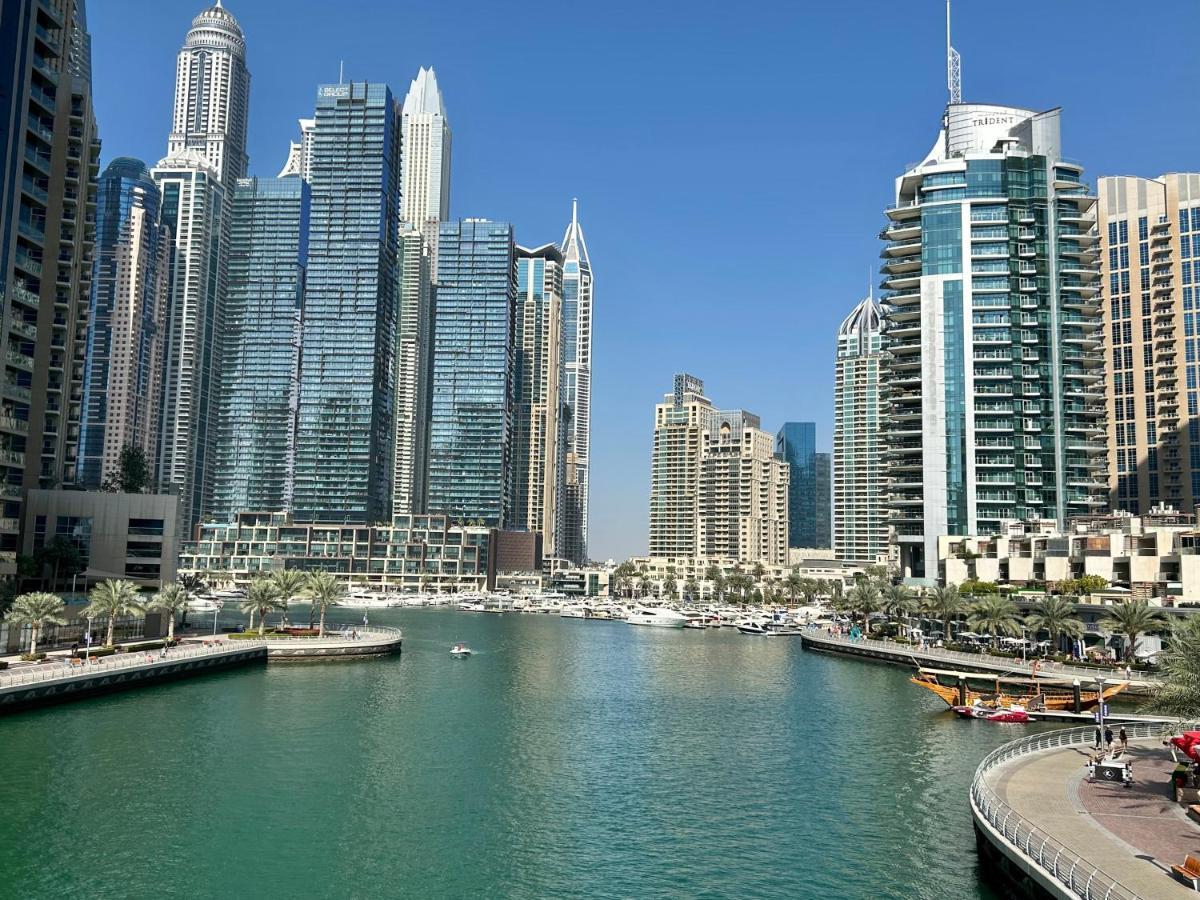 5 Star Serviced Apartment With Beach Access In The Heart Of Dubai Marina Free Welcome Gift Box Upon Arrival Exteriör bild