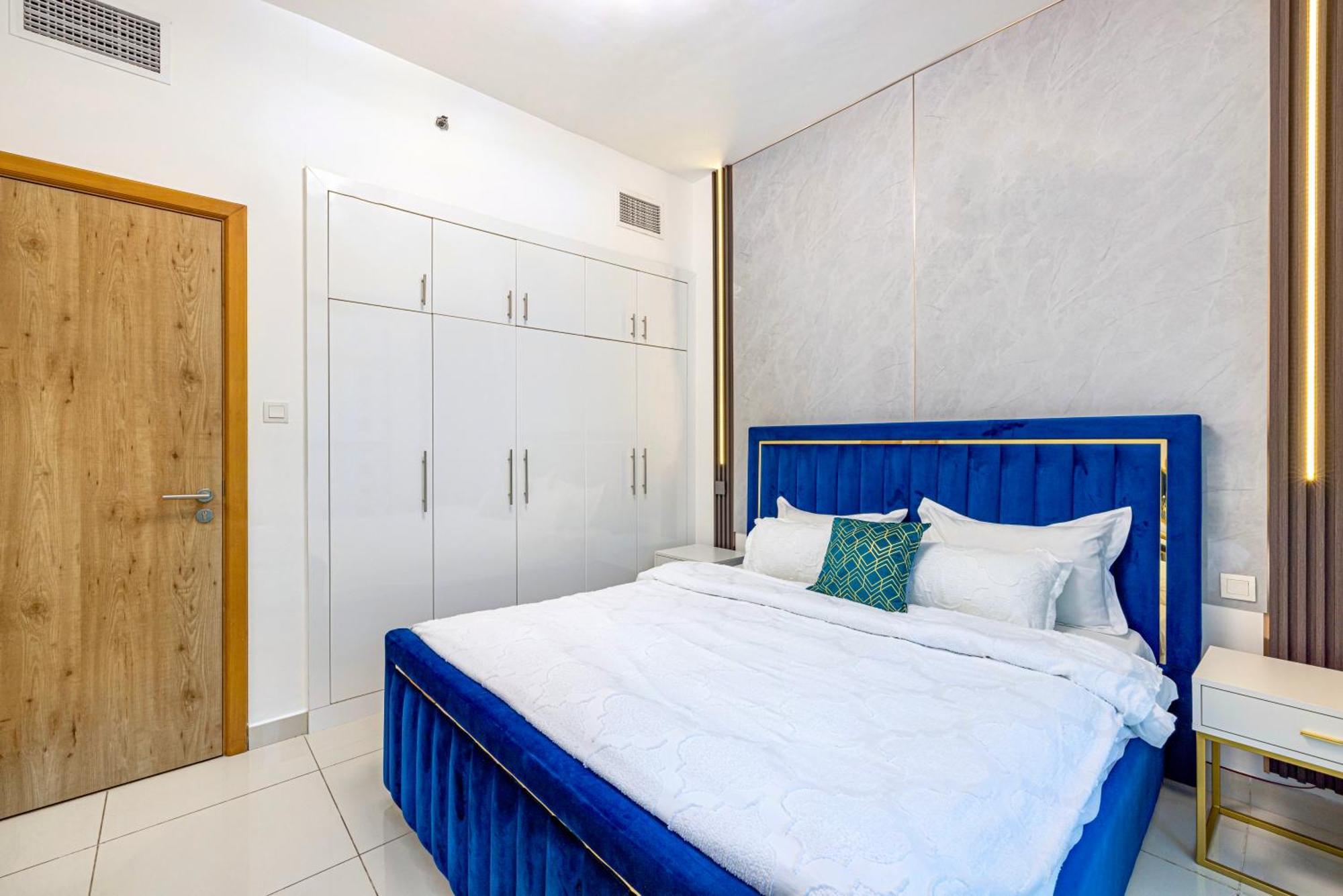 5 Star Serviced Apartment With Beach Access In The Heart Of Dubai Marina Free Welcome Gift Box Upon Arrival Exteriör bild